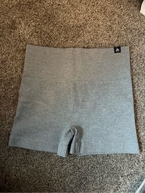 Ryderwear Women's Ribbed Athletic Shorts in Light Gray